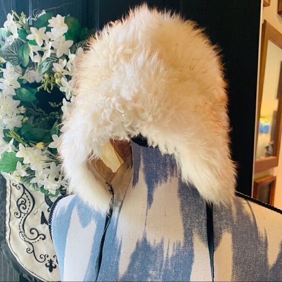 Sheepskin vintage hat   - Picture 9 of 16